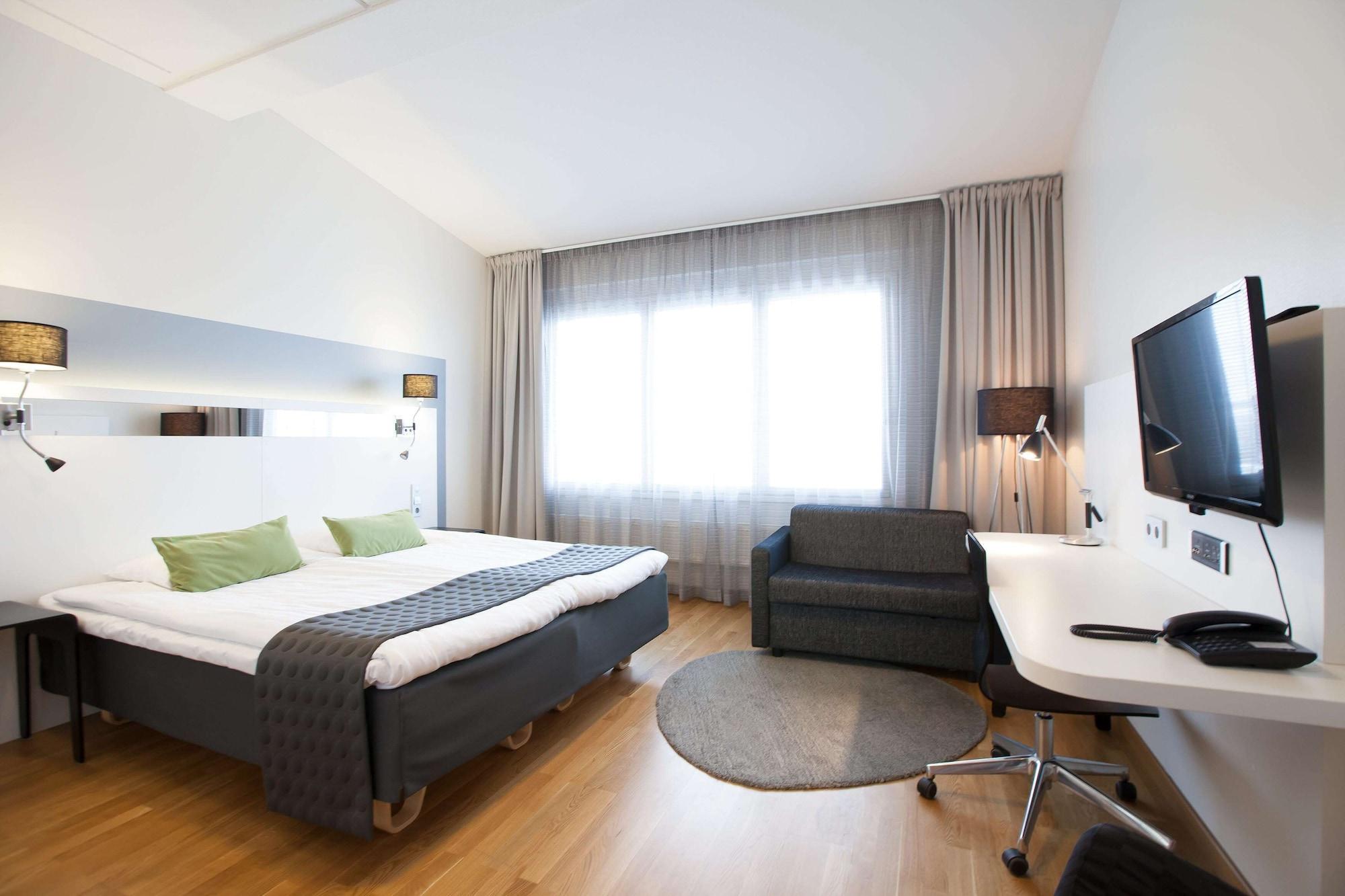 สแกนดิก โปริ Hotel ปอรี ภายนอก รูปภาพ
